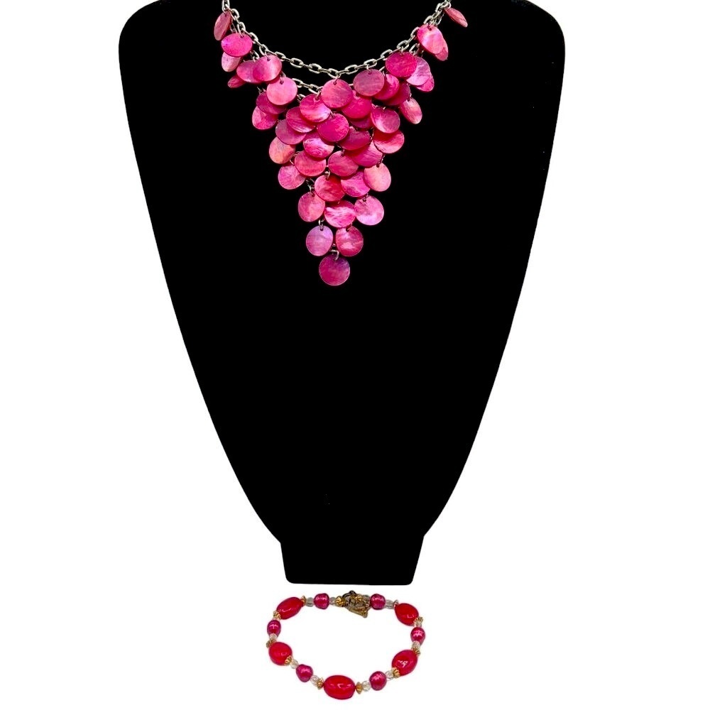 Pink Beaded Bracelet & Shell Disc Statement Necklace Set